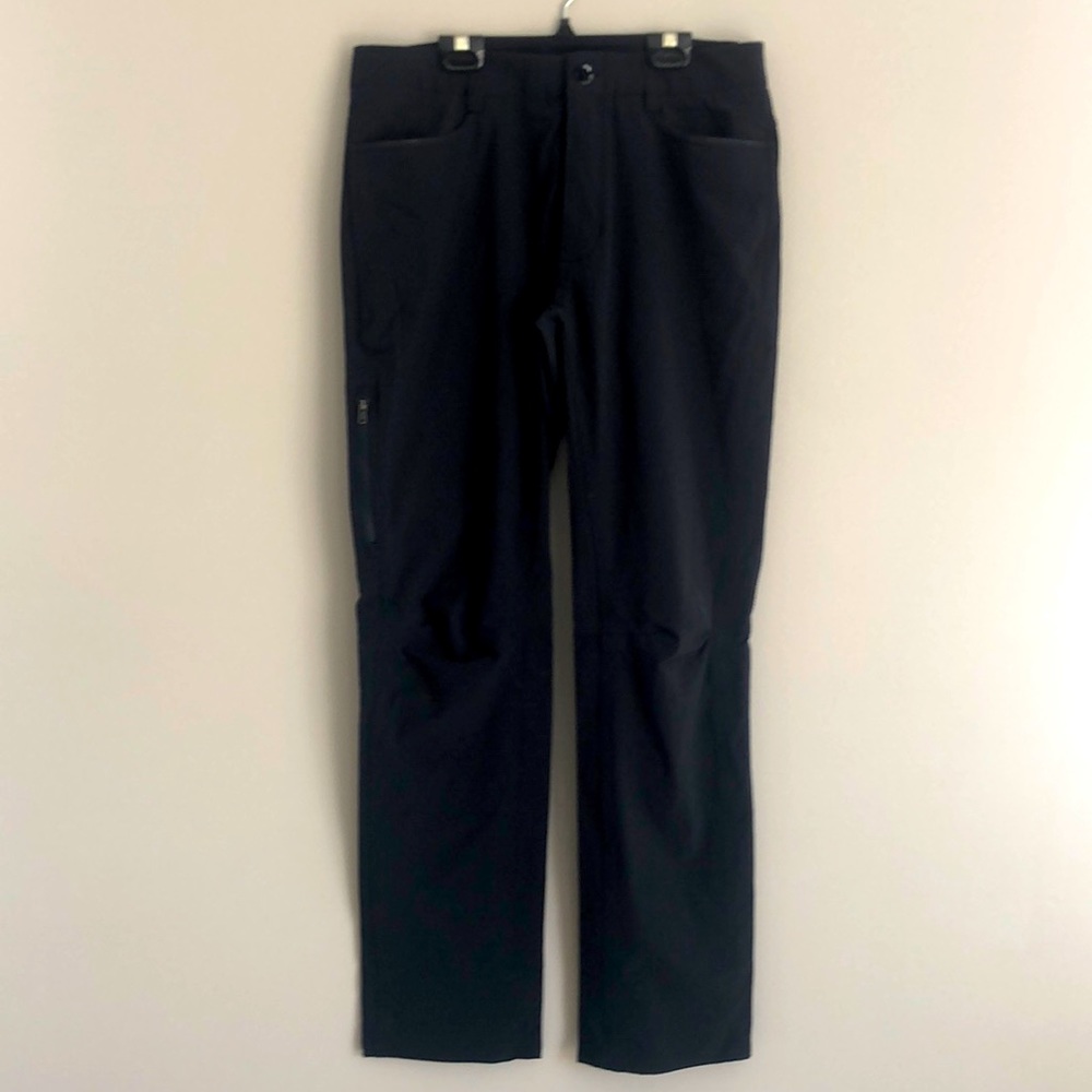 Under Armour lightweight pants